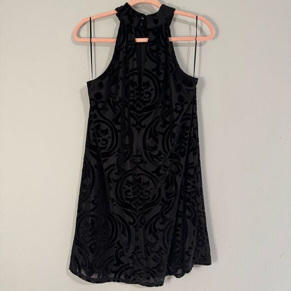 Francesca’s Velour Art Deco Little Black Cocktail Party Halter Mini Dress S - Picture 2 of 8